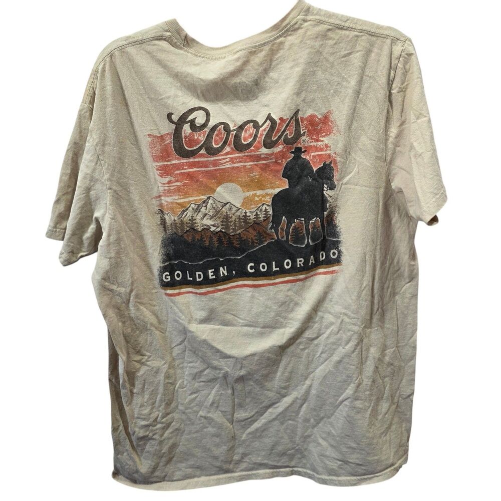 Coors Banquet Golden Colorado Cowboy Graphic Tee Beige Beer Shirt Size Large